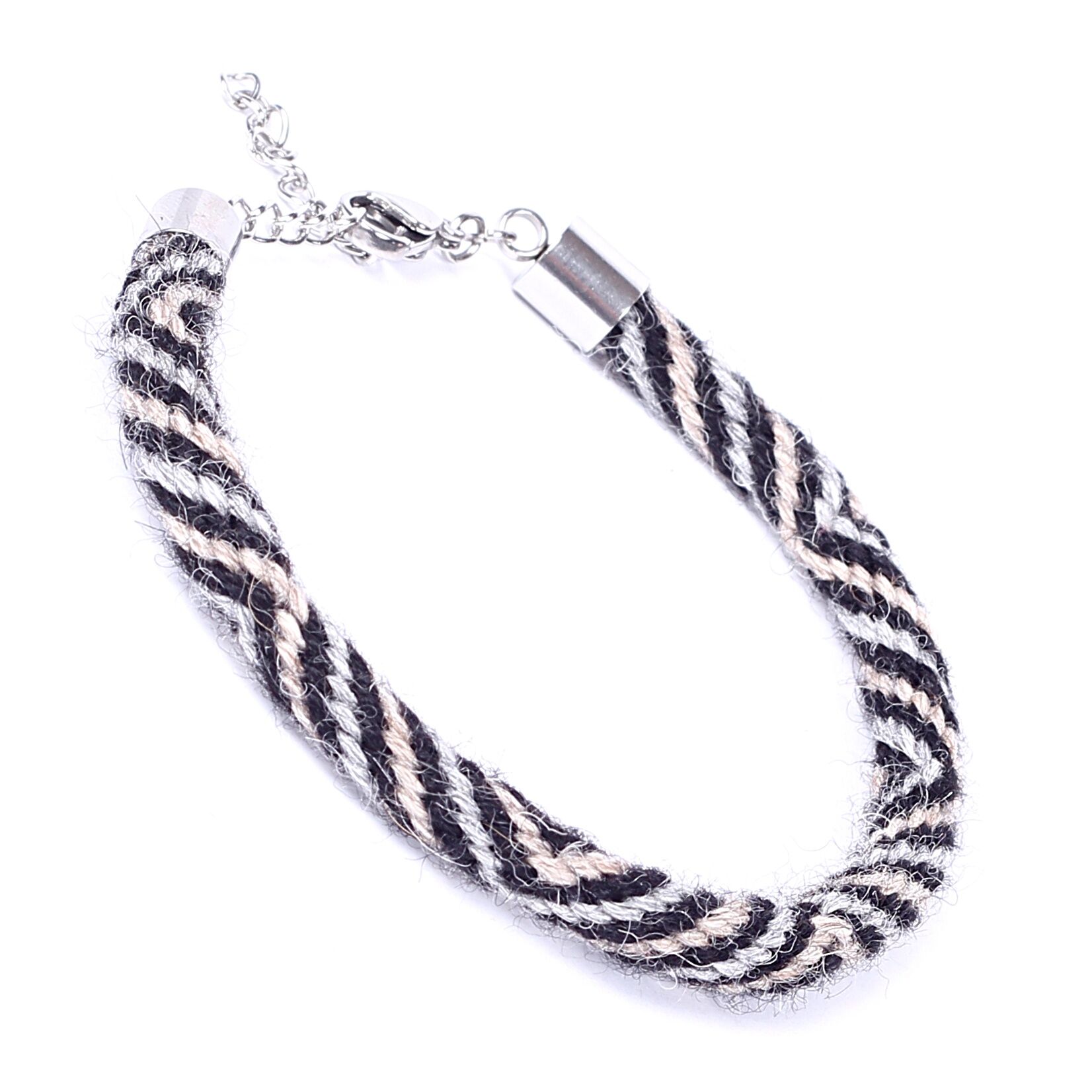 HODYA alpaca bracelet - Image 2