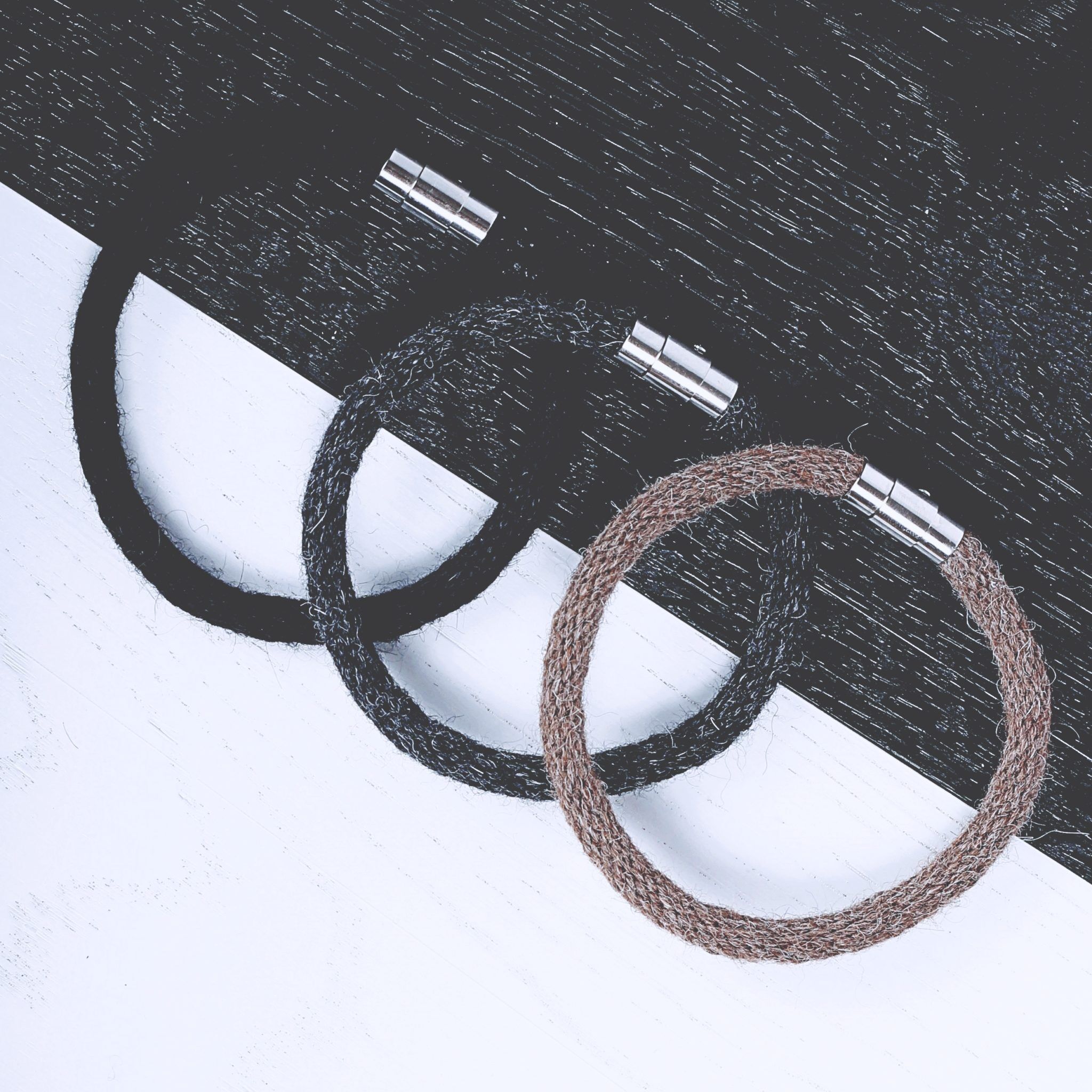 AHARON alpaca bracelet - Image 9