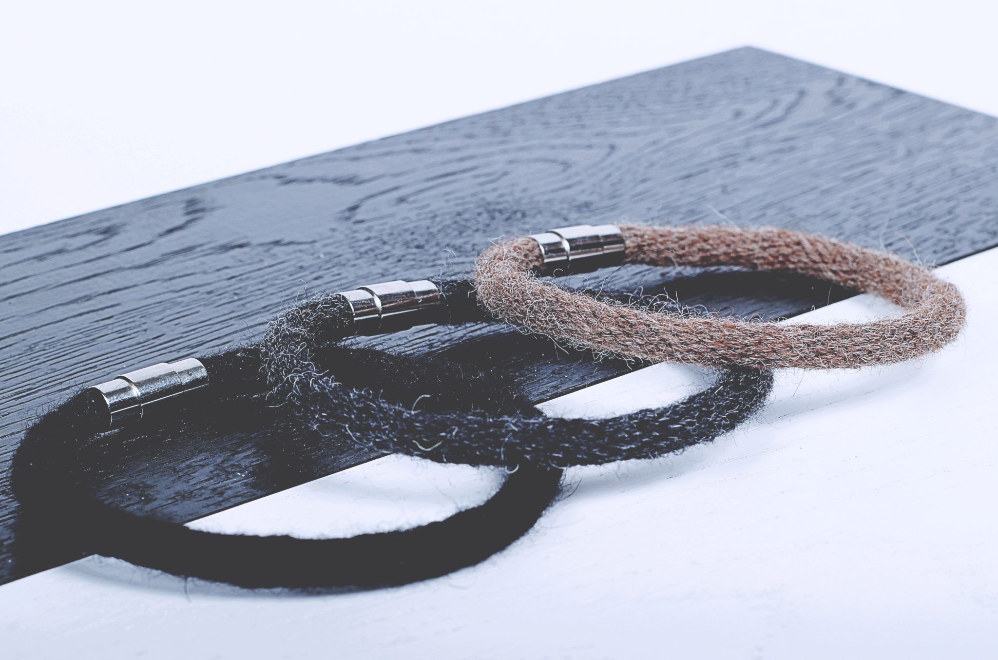 AHARON alpaca bracelet - Image 10