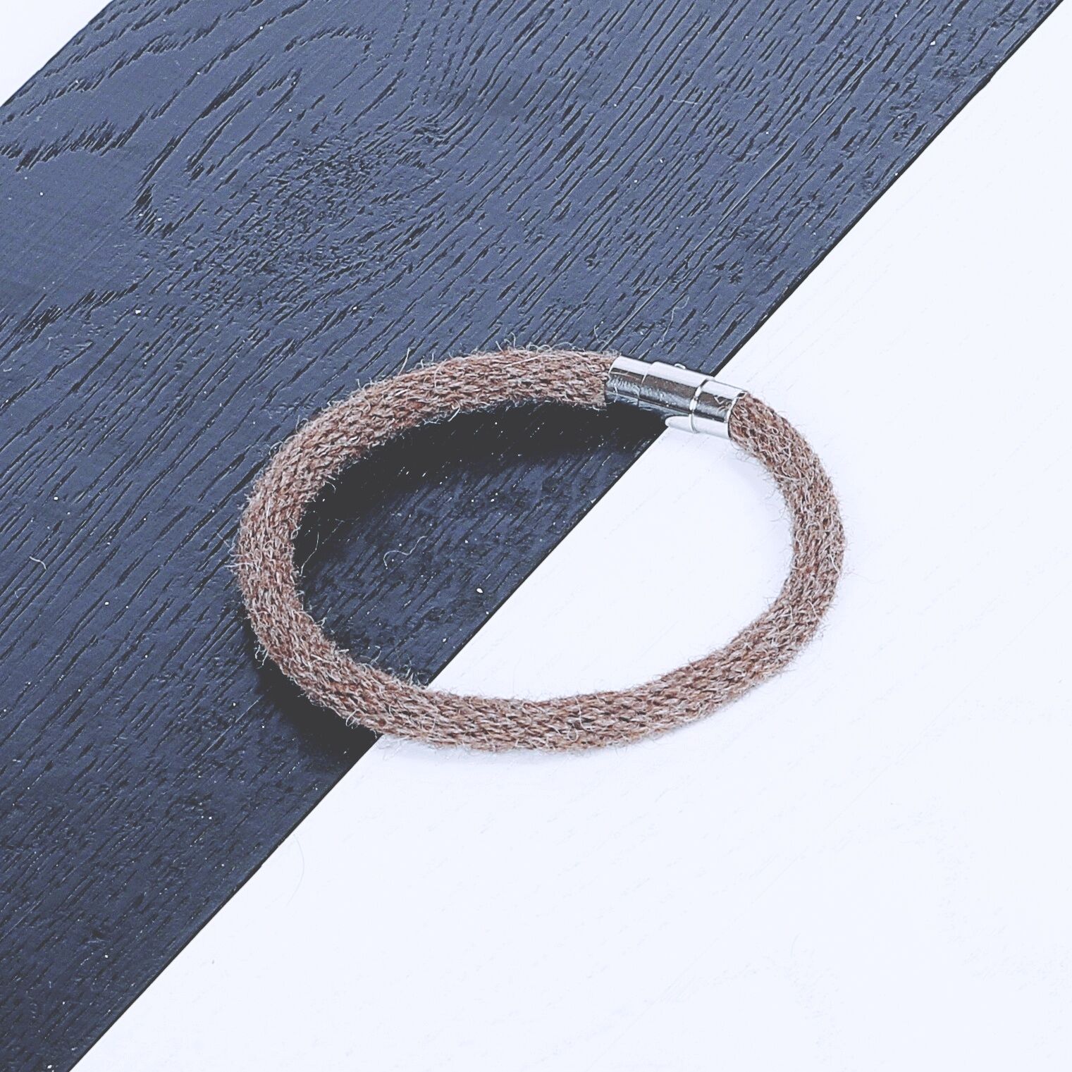 AHARON alpaca bracelet - Image 11