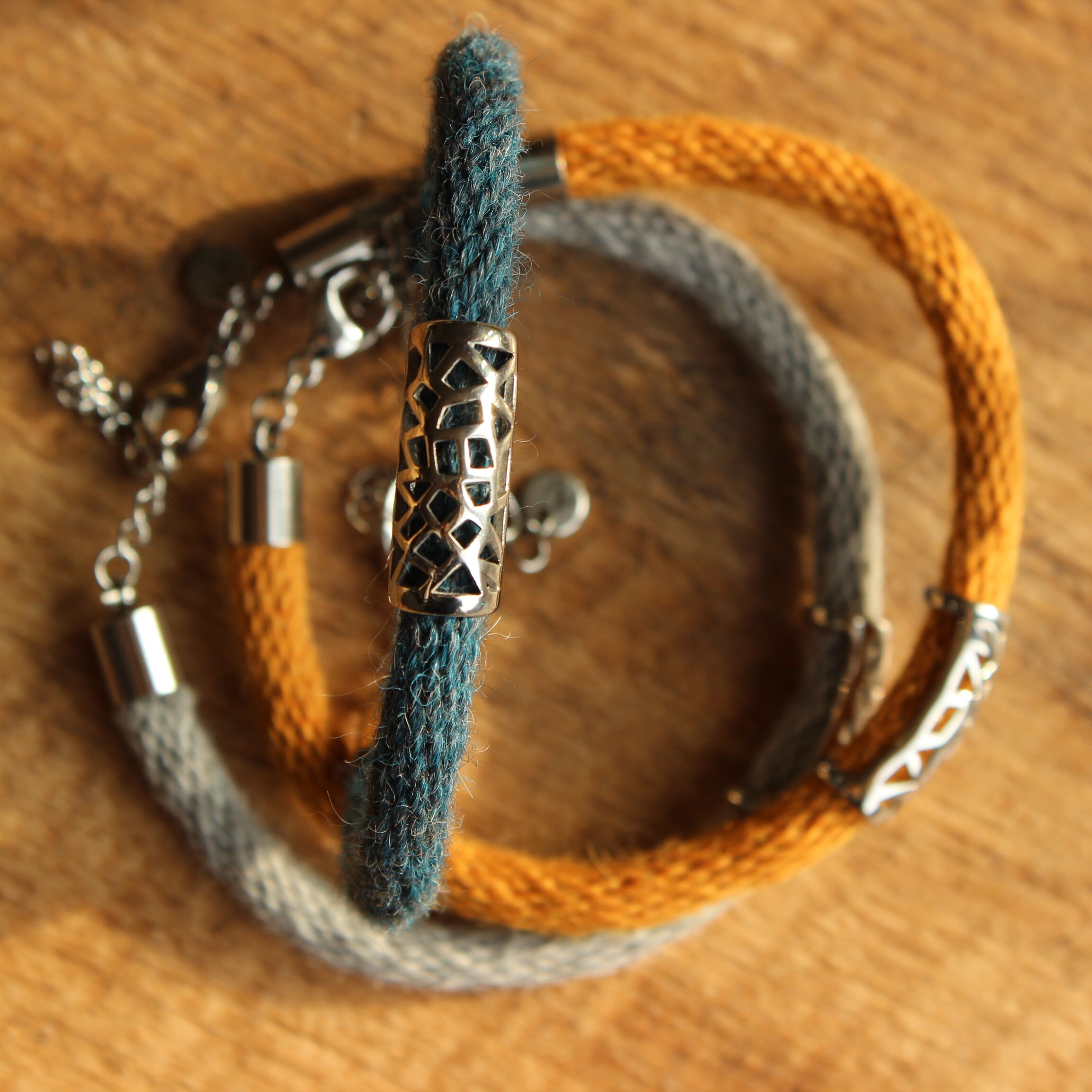 SHARITH alpaca bracelet - Image 13