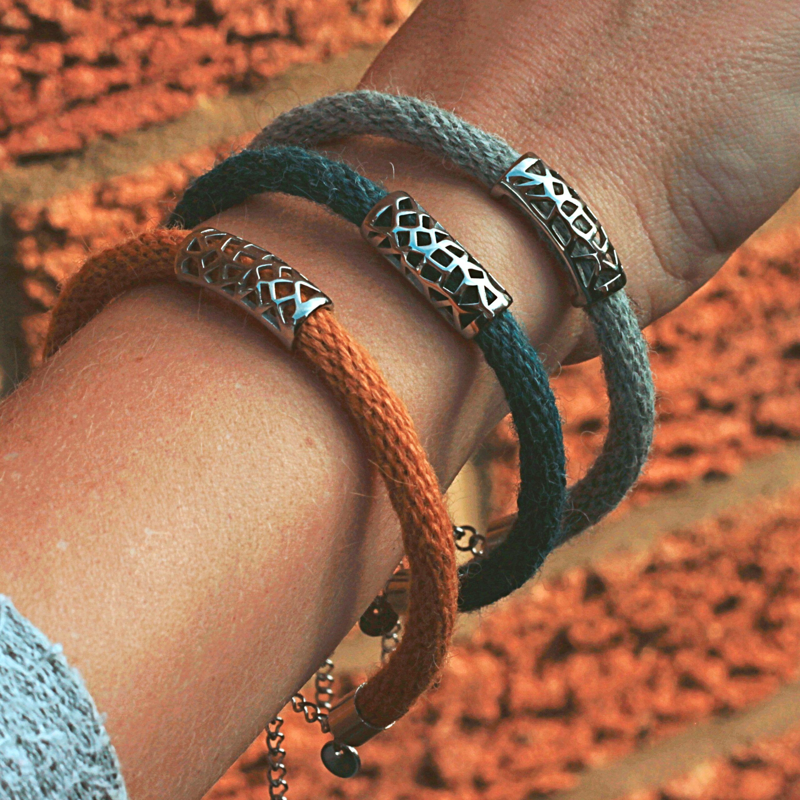 Alpacappella_Jewellery_bracelet_alpaca_yarn_crueltyfree