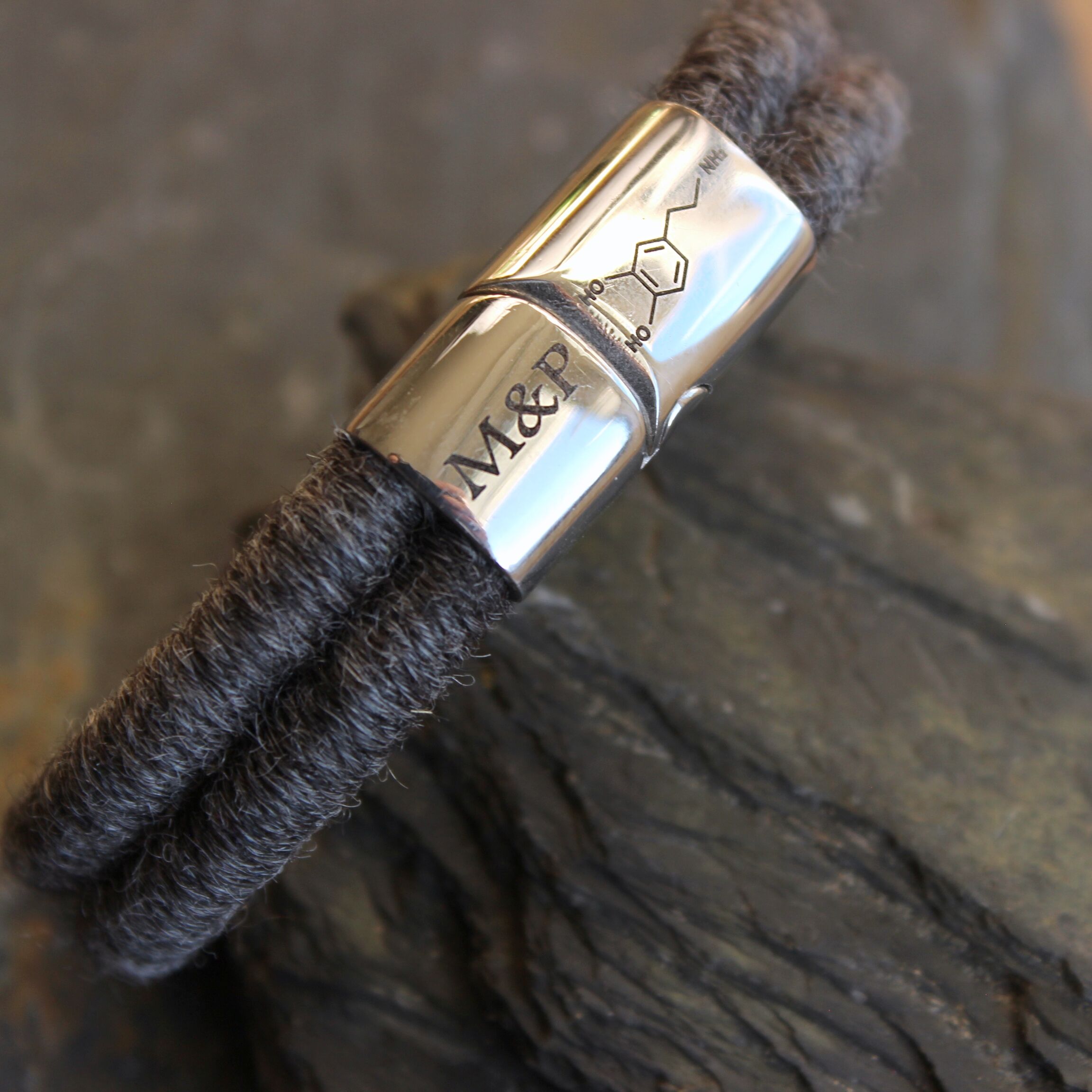 Personalised VOGLOD men's alpaca bracelet - Image 4
