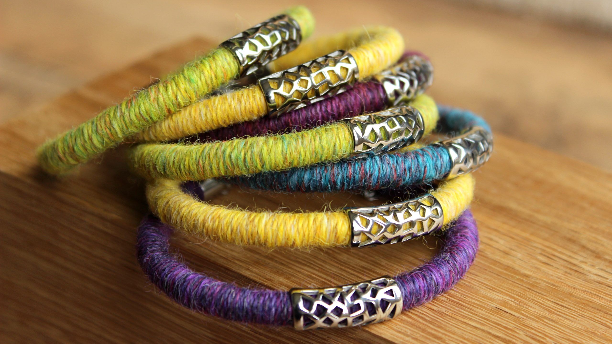 SARYSS alpaca bracelet