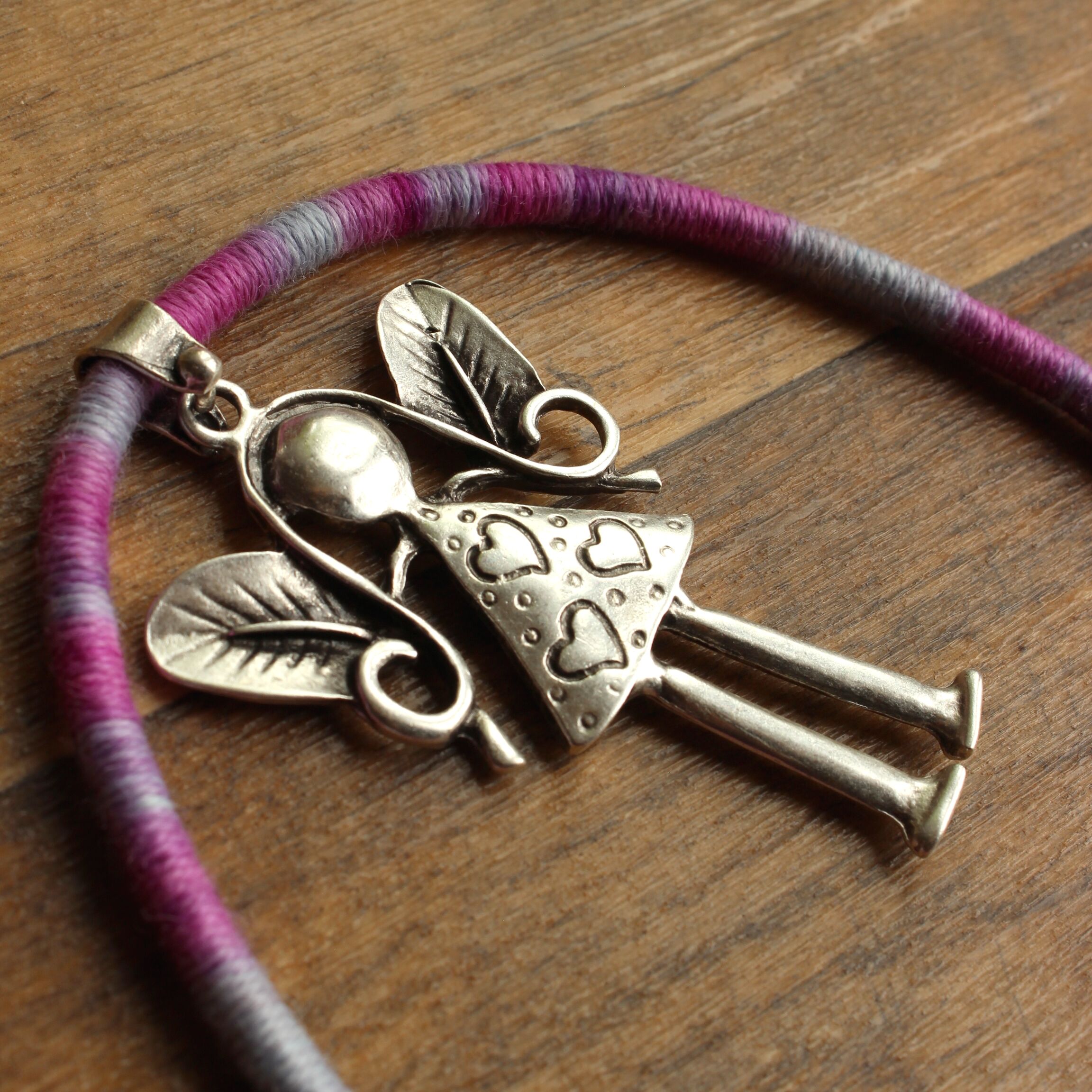 ethical alpaca necklace gift yarn
