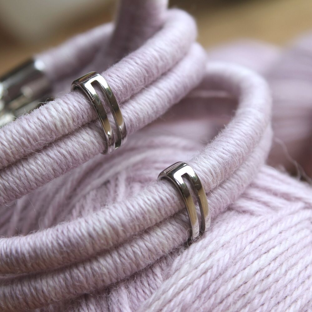 MULLIN hand-dyed alpaca bracelet - Image 6