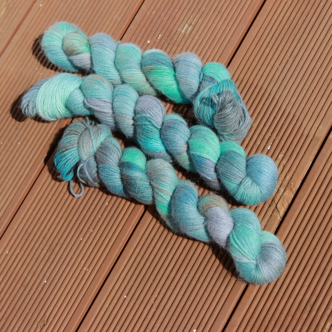 British hand-dyed 100% baby alpaca yarn | DK | Turquoise Fantasy - Image 2