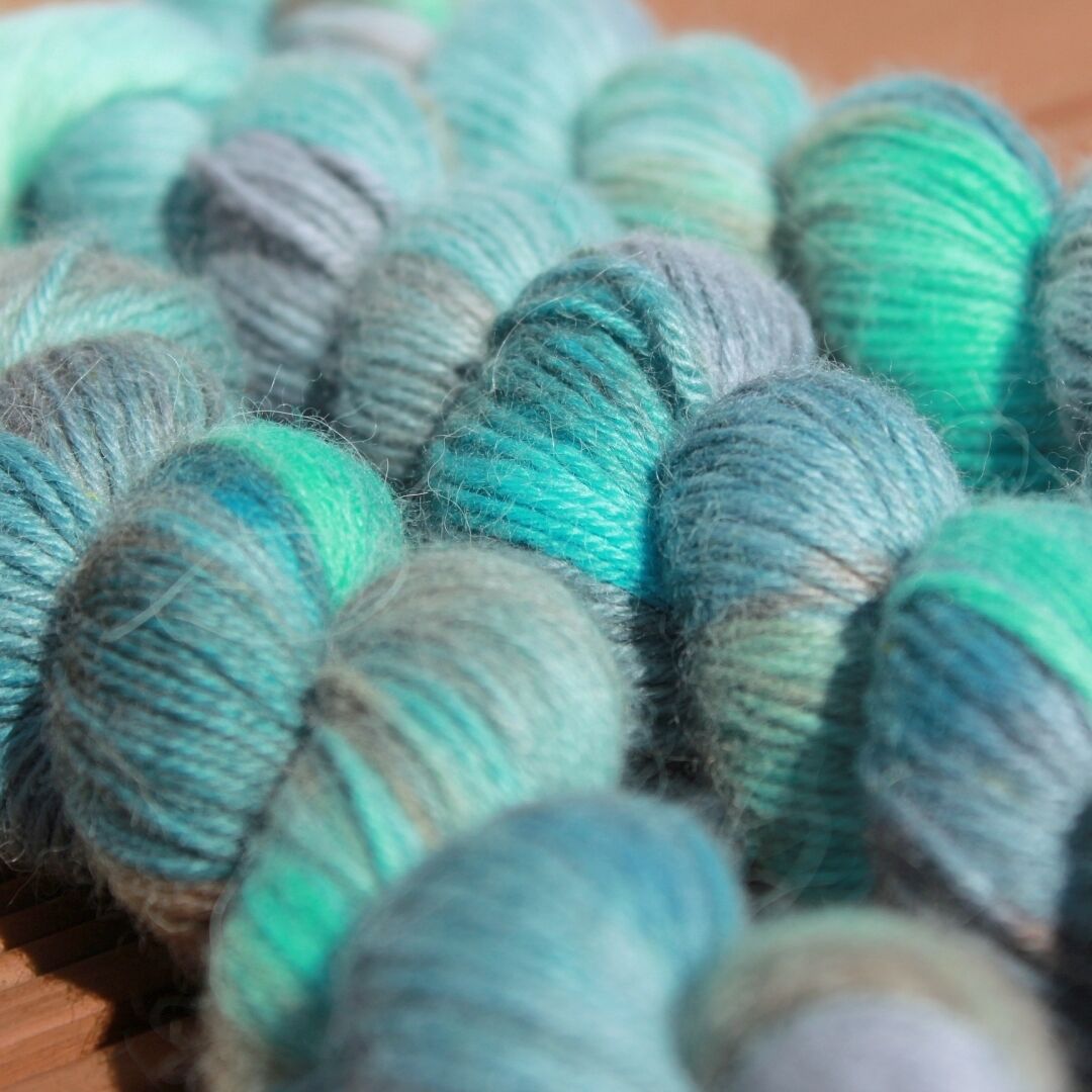 British hand-dyed 100% baby alpaca yarn | DK | Turquoise Fantasy - Image 3