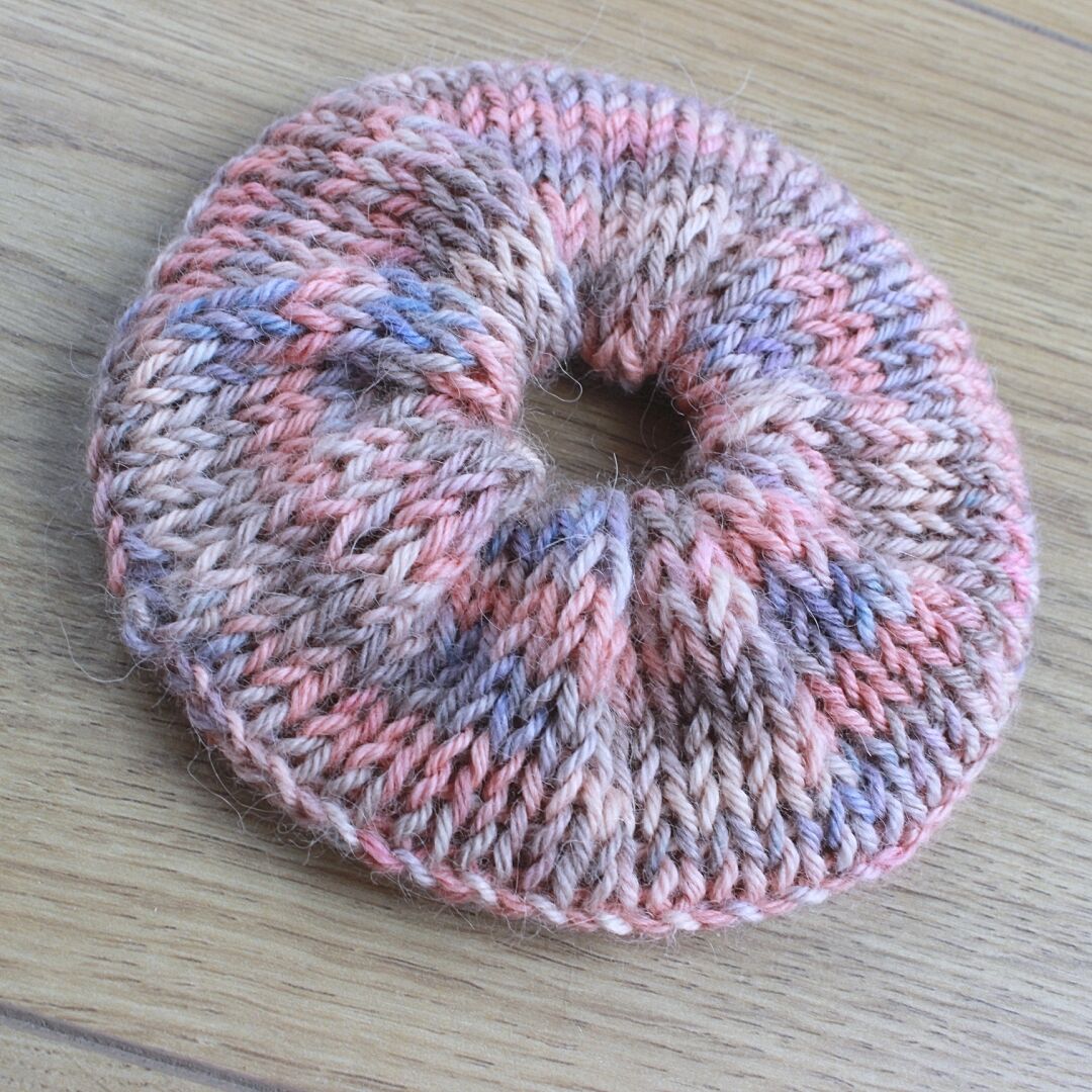 Scrunchie_baby_alpaca_Alpacappella